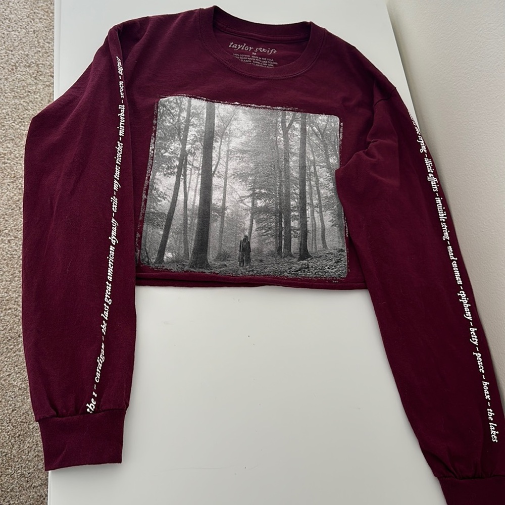 Taylor Swift “in the trees” Cropped Long Sleeve
